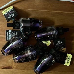 SOLD - Bath and bodyworks wallflowers